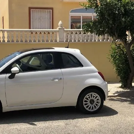 Torrevieja, La Torreta Ground Floor With Large Private Patio Garden Apartamento