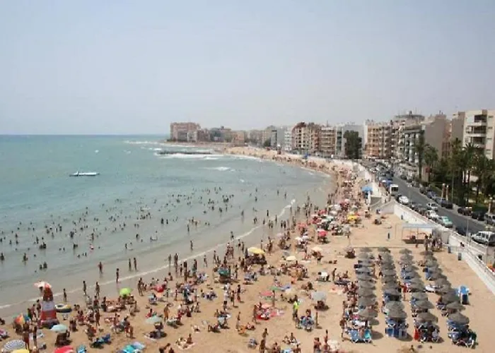 Torrevieja, La Torreta Ground Floor With Large Private Patio Garden *